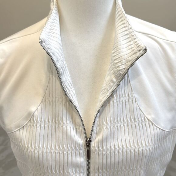 Weekends By Chico's Women's(1) M Blouse Sleeveless Vest Full Zip White Medium - Picture 2 of 8